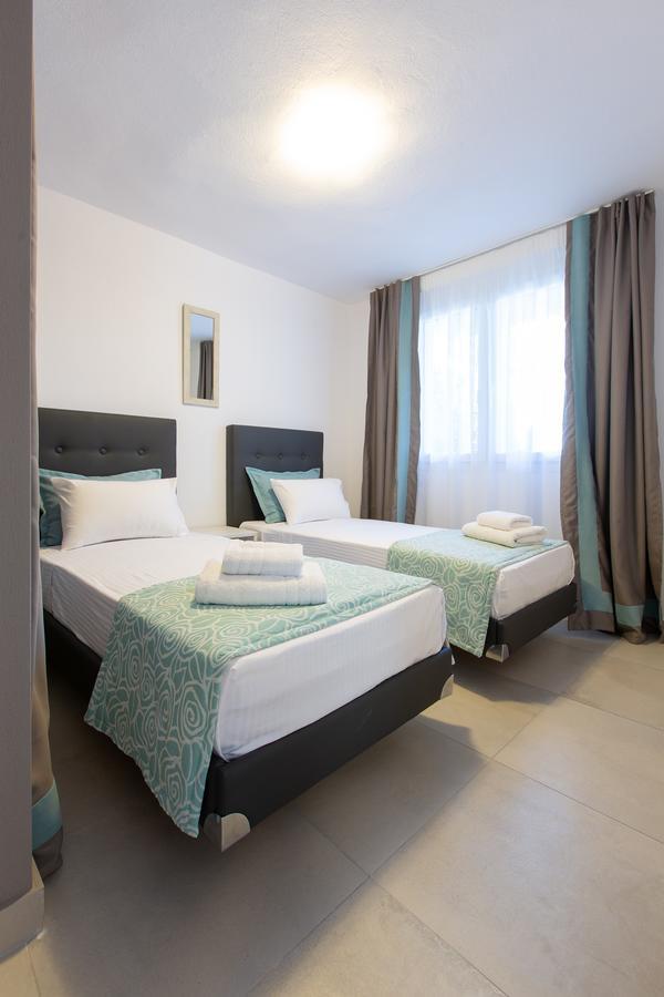 Saint Lucas Suites Неа Потидея Екстериор снимка