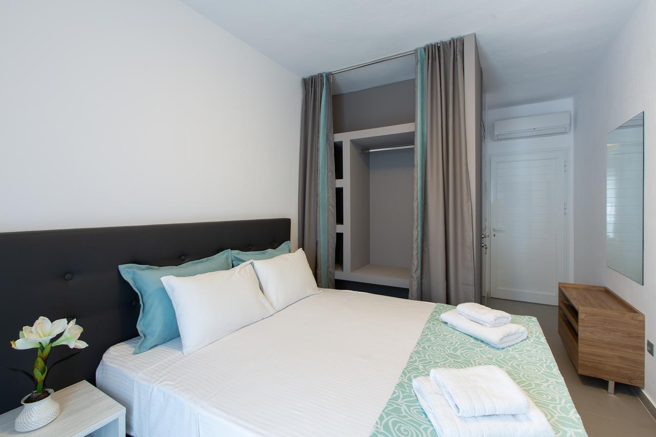 Saint Lucas Suites Неа Потидея Екстериор снимка