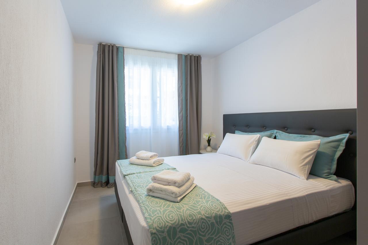 Saint Lucas Suites Неа Потидея Екстериор снимка