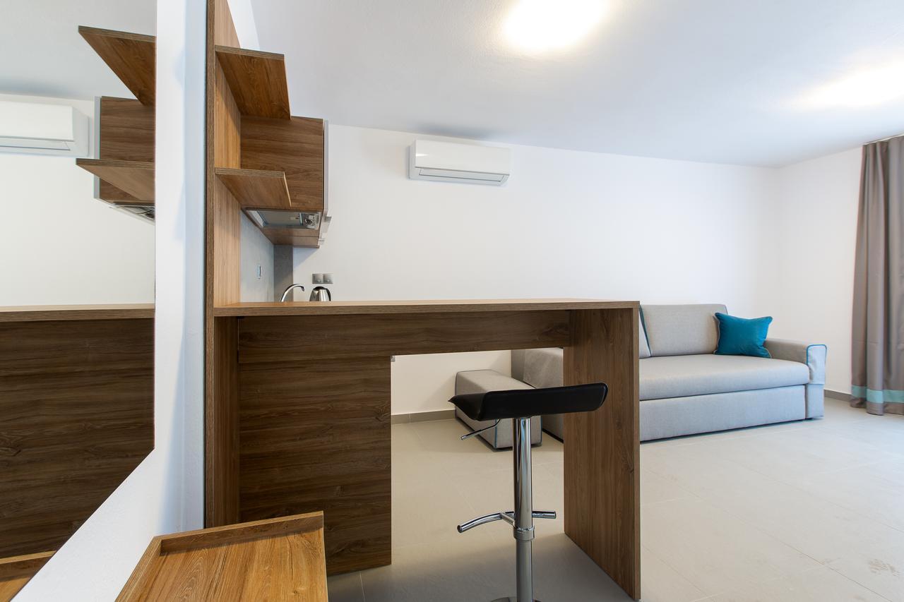 Saint Lucas Suites Неа Потидея Екстериор снимка